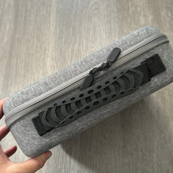 Naipo Massage Gun Gray Carrying Case - Picture 3 of 5